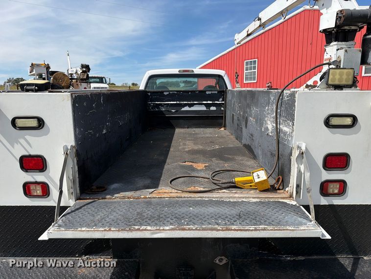 image for item FN2609 2009 Ford F550 Super Duty XL utility / service truck
