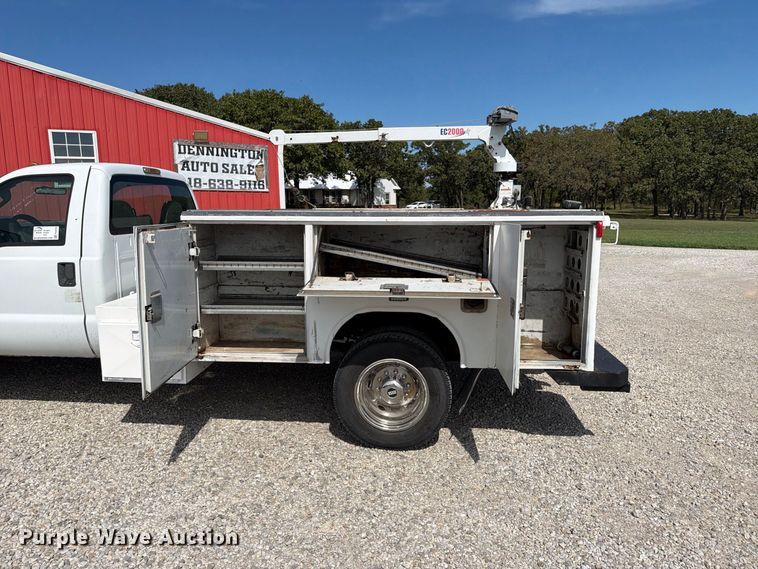 image for item FN2609 2009 Ford F550 Super Duty XL utility / service truck