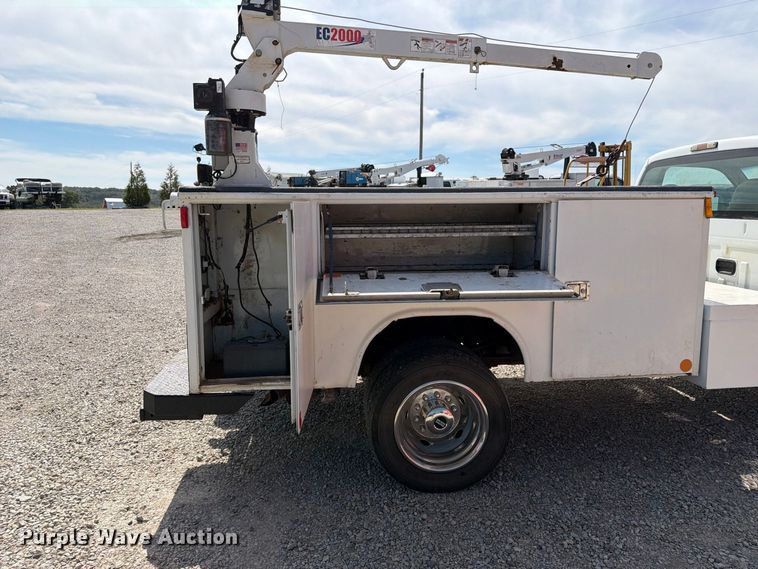 image for item FN2609 2009 Ford F550 Super Duty XL utility / service truck