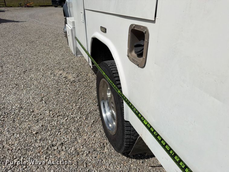 image for item FN2609 2009 Ford F550 Super Duty XL utility / service truck
