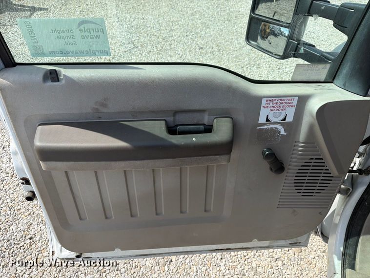 image for item FN2609 2009 Ford F550 Super Duty XL utility / service truck