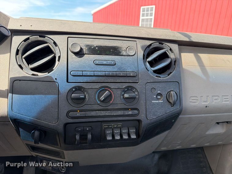 image for item FN2609 2009 Ford F550 Super Duty XL utility / service truck