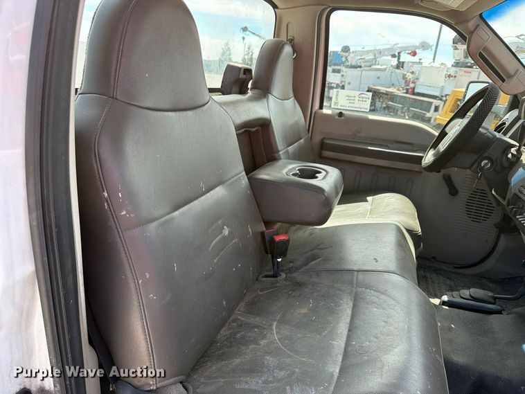 image for item FN2609 2009 Ford F550 Super Duty XL utility / service truck