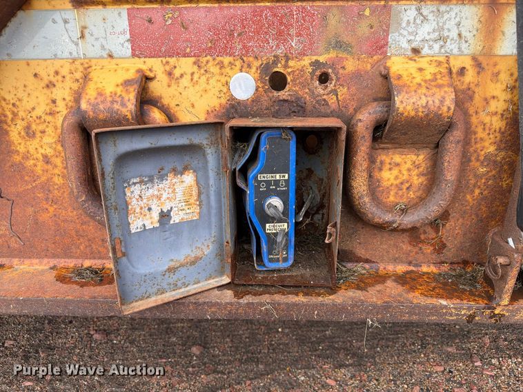 image for item FP3108 1994 Load King drop deck equipment trailer