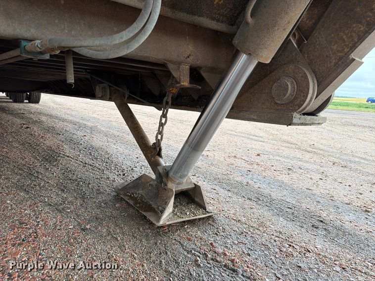 image for item FP3108 1994 Load King drop deck equipment trailer