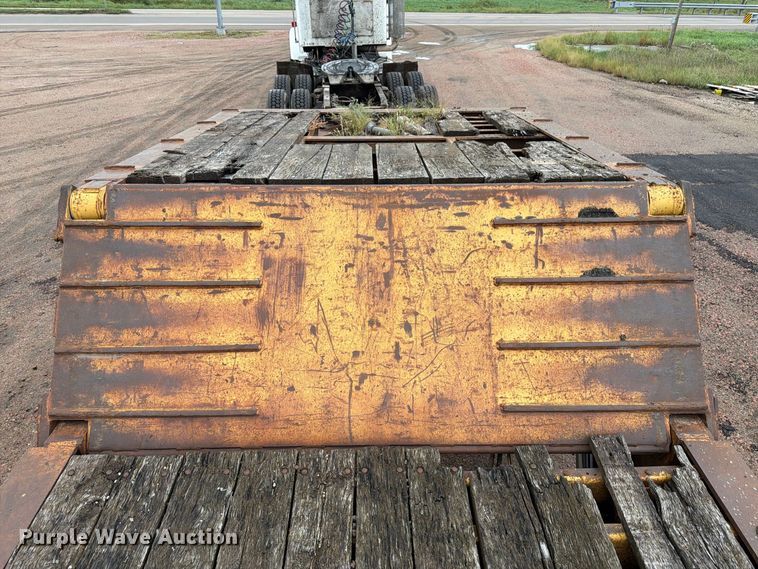 image for item FP3108 1994 Load King drop deck equipment trailer