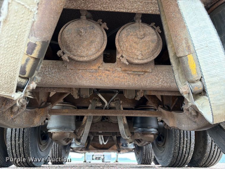 image for item FP3108 1994 Load King drop deck equipment trailer