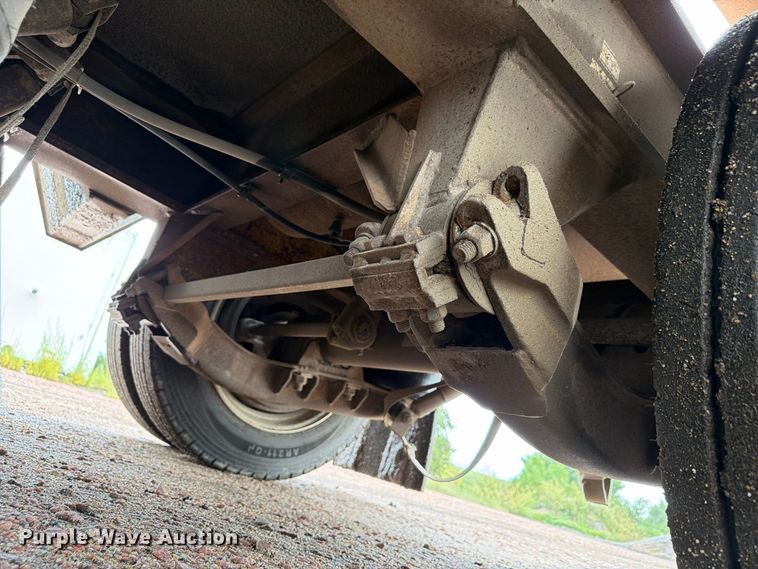 image for item FP3108 1994 Load King drop deck equipment trailer