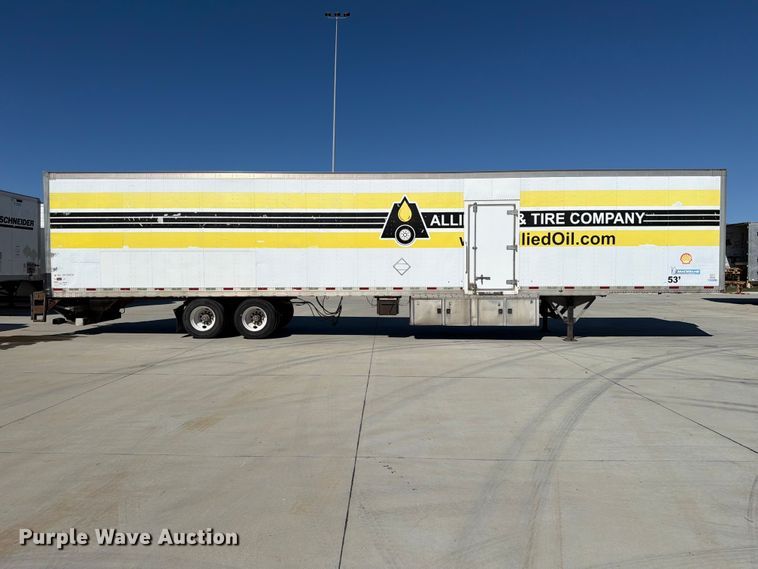 image for item FP3121 2009 Vanguard VIP Maxcube dry van trailer