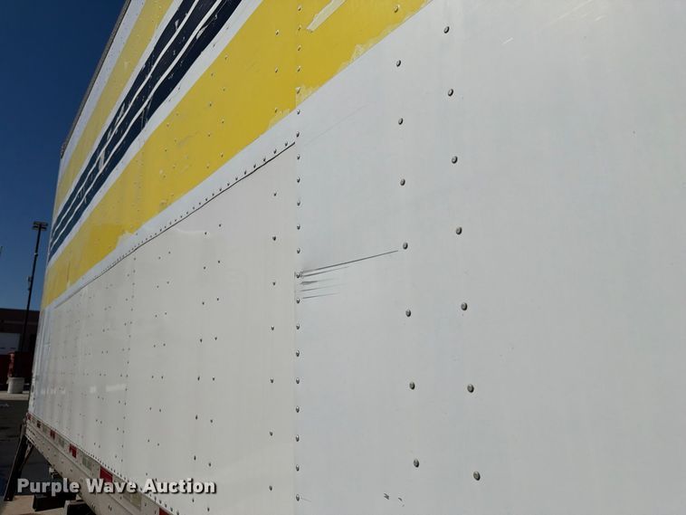 image for item FP3121 2009 Vanguard VIP Maxcube dry van trailer