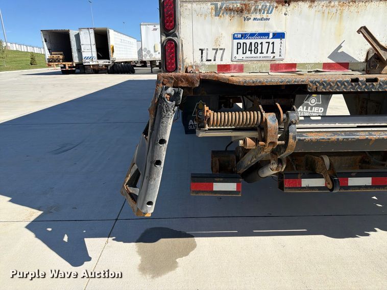 image for item FP3121 2009 Vanguard VIP Maxcube dry van trailer