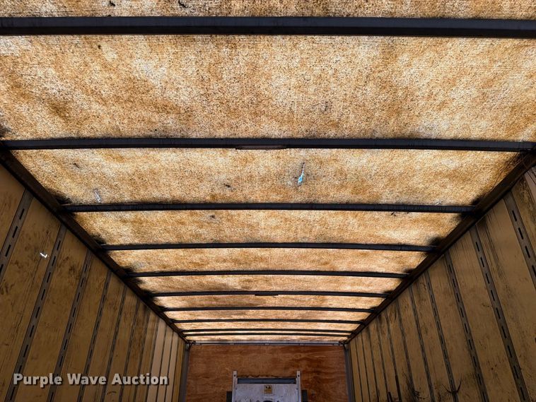 image for item FP3121 2009 Vanguard VIP Maxcube dry van trailer