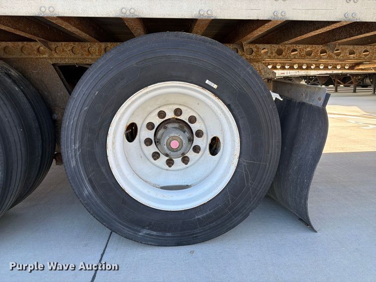 image for item FP3121 2009 Vanguard VIP Maxcube dry van trailer