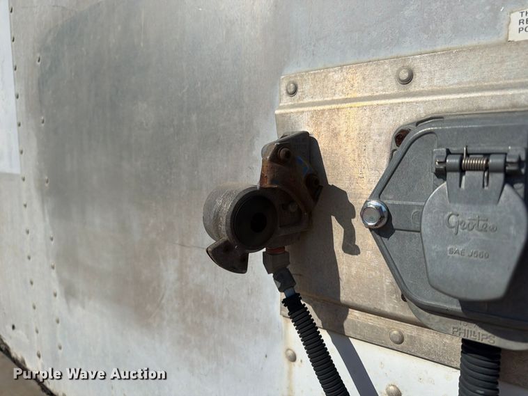 image for item FP4057 2000 Utility Trailer dry van trailer