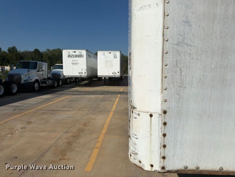 image for item FP4057 2000 Utility Trailer dry van trailer