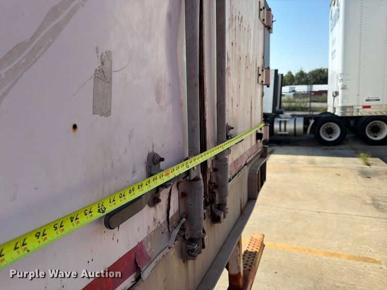 image for item FP4057 2000 Utility Trailer dry van trailer