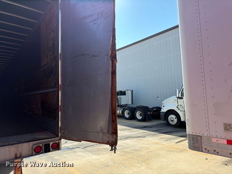 image for item FP4057 2000 Utility Trailer dry van trailer