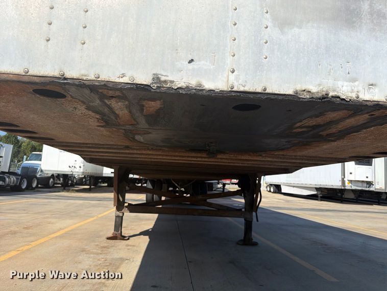 image for item FP4057 2000 Utility Trailer dry van trailer