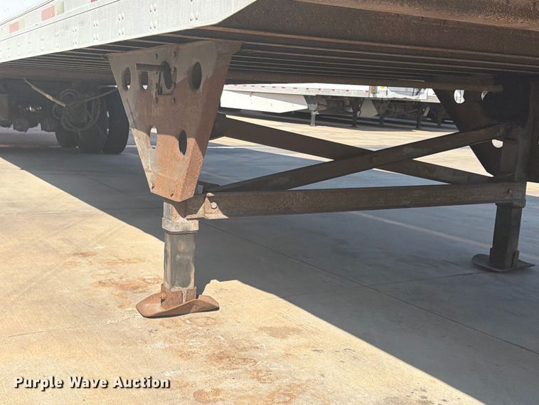 image for item FP4057 2000 Utility Trailer dry van trailer