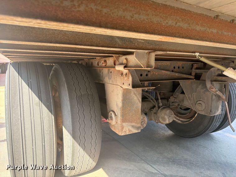 image for item FP4057 2000 Utility Trailer dry van trailer