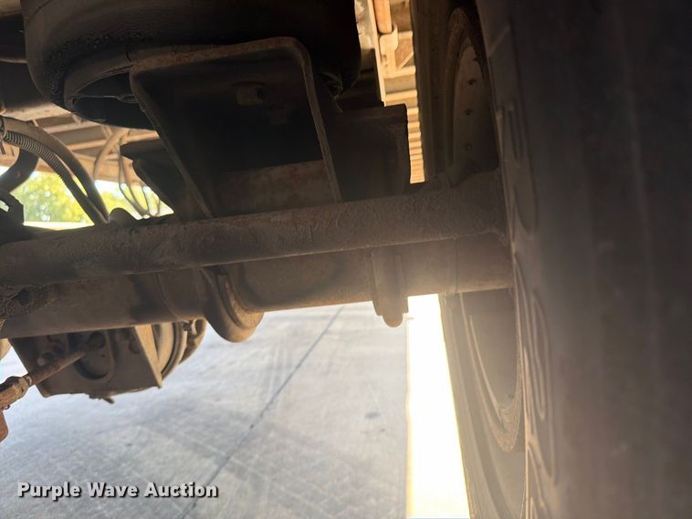 image for item FP4057 2000 Utility Trailer dry van trailer