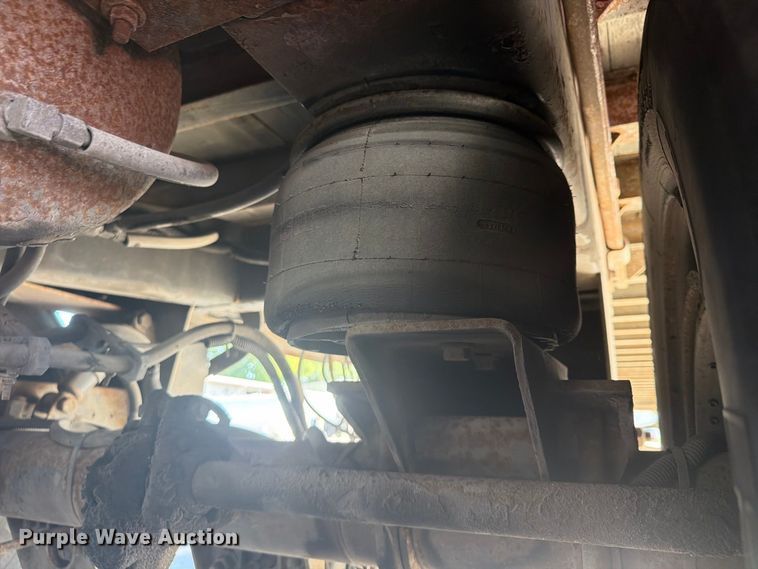 image for item FP4057 2000 Utility Trailer dry van trailer
