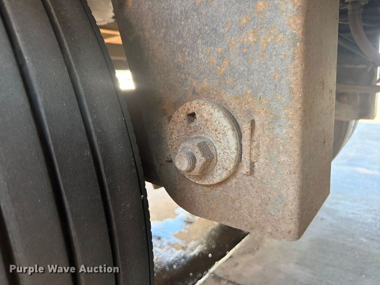 image for item FP4057 2000 Utility Trailer dry van trailer