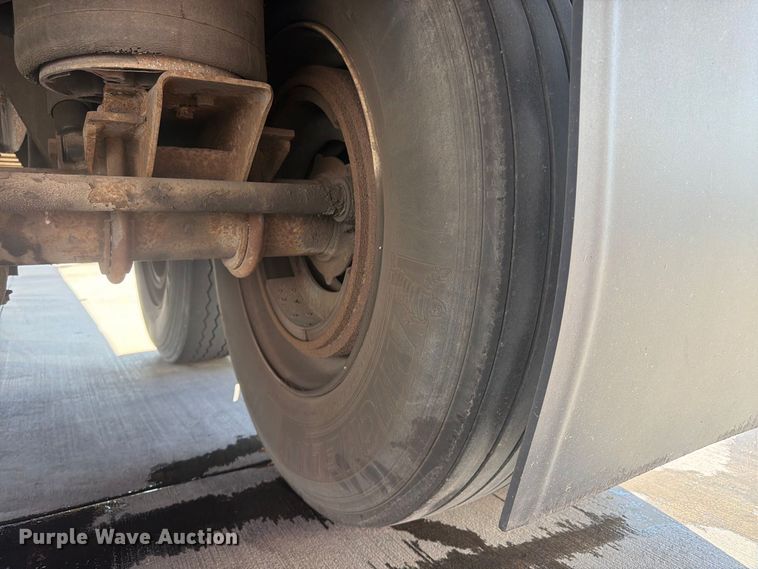 image for item FP4057 2000 Utility Trailer dry van trailer