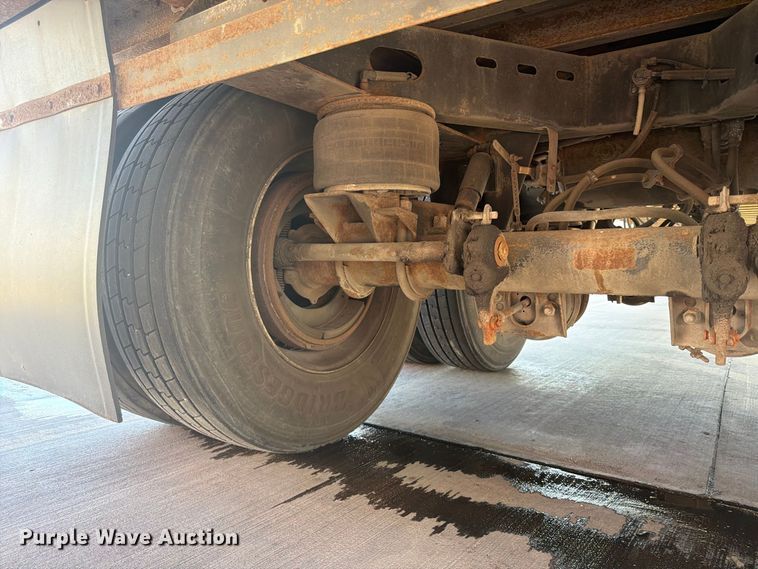 image for item FP4057 2000 Utility Trailer dry van trailer