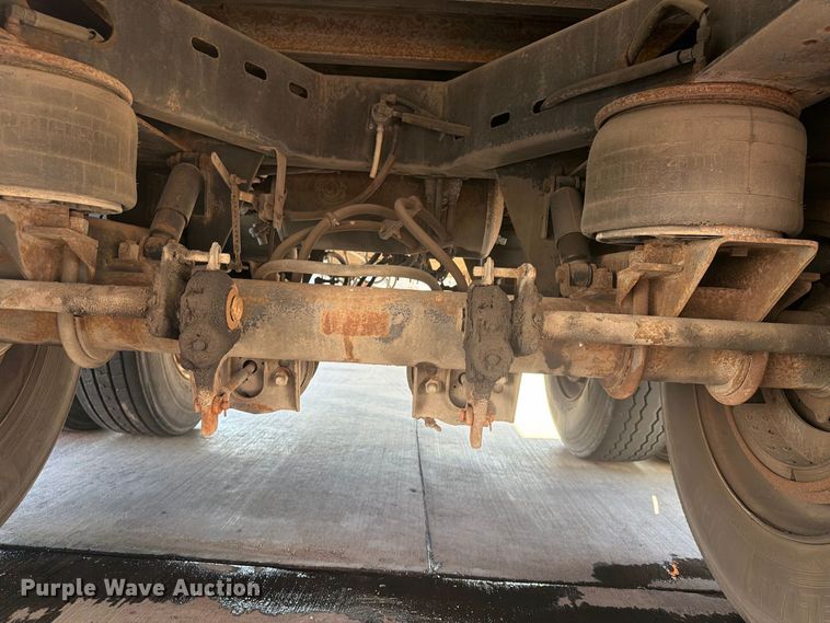 image for item FP4057 2000 Utility Trailer dry van trailer