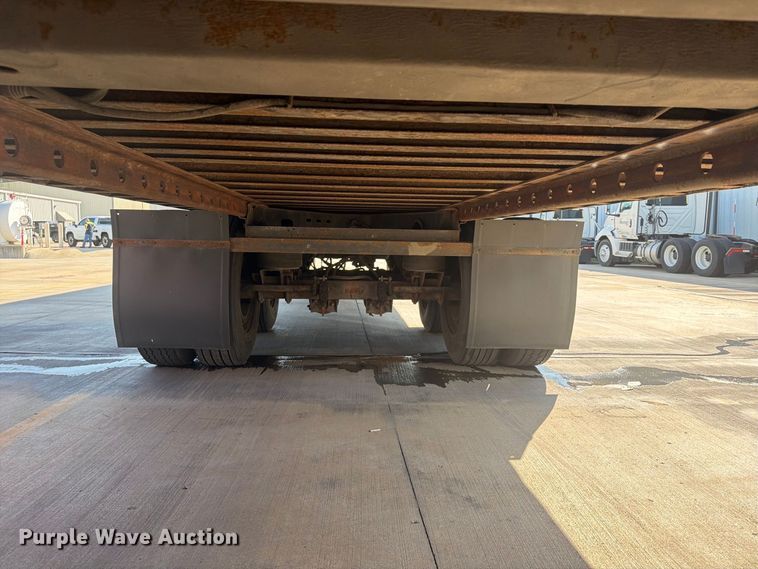 image for item FP4057 2000 Utility Trailer dry van trailer