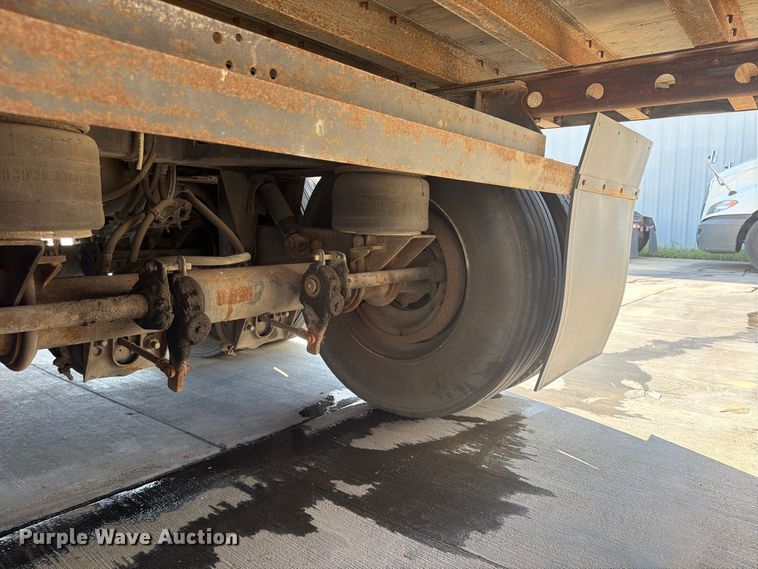 image for item FP4057 2000 Utility Trailer dry van trailer