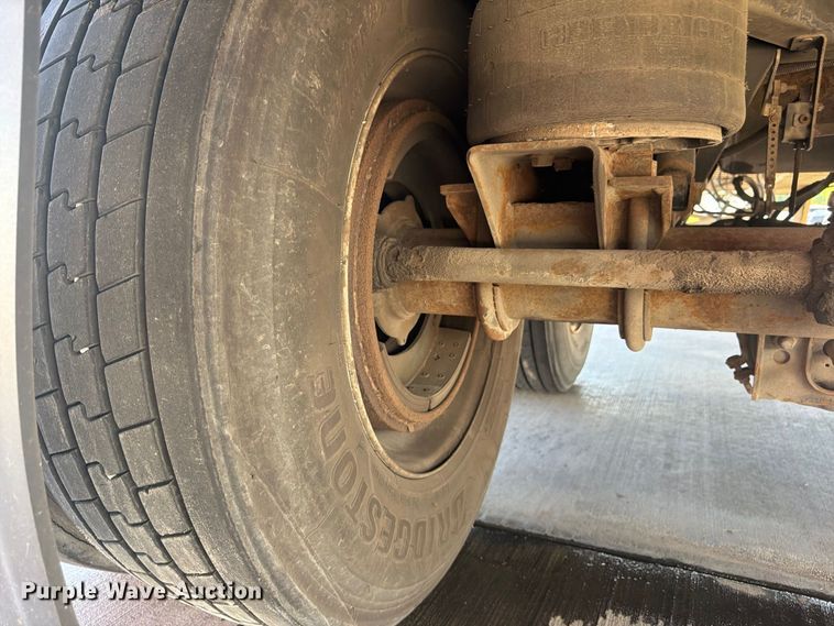 image for item FP4057 2000 Utility Trailer dry van trailer