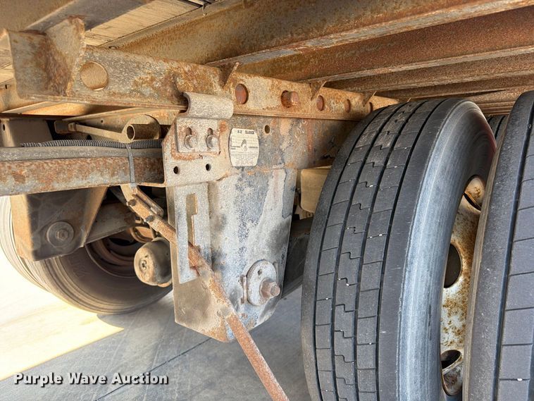 image for item FP4057 2000 Utility Trailer dry van trailer