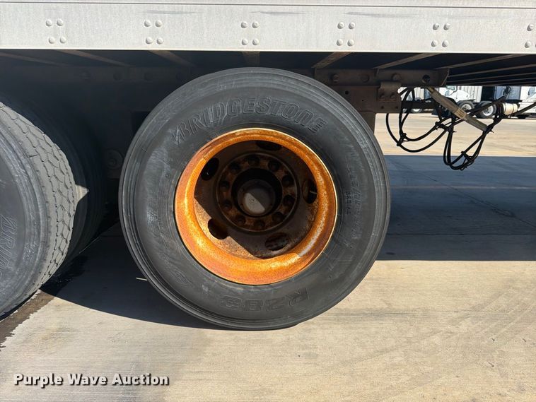 image for item FP4057 2000 Utility Trailer dry van trailer