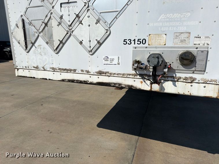 image for item FP4058 2008 Strick dry van trailer