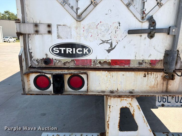 image for item FP4058 2008 Strick dry van trailer