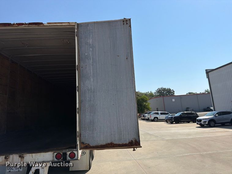 image for item FP4058 2008 Strick dry van trailer