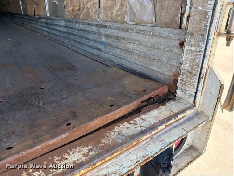 image for item FP4058 2008 Strick dry van trailer