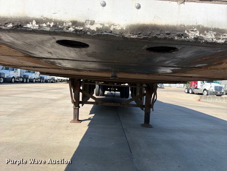 image for item FP4058 2008 Strick dry van trailer