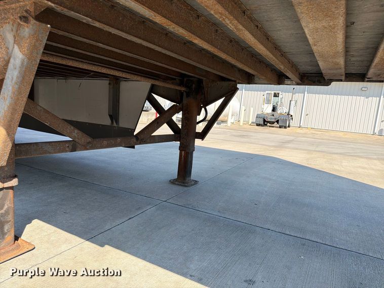 image for item FP4058 2008 Strick dry van trailer