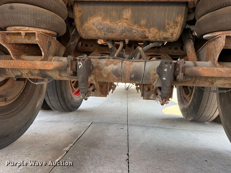 image for item FP4058 2008 Strick dry van trailer