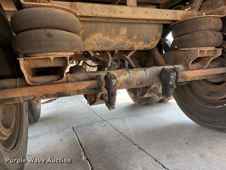 image for item FP4058 2008 Strick dry van trailer