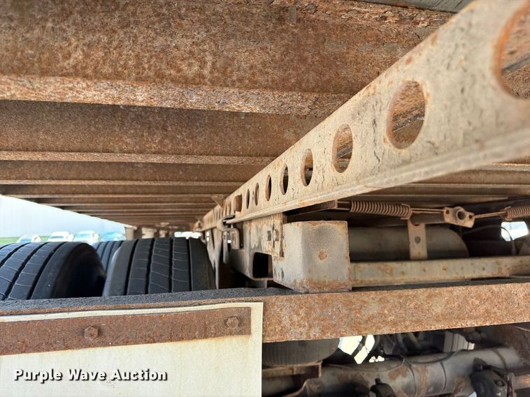 image for item FP4058 2008 Strick dry van trailer