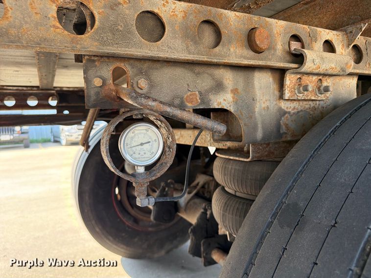 image for item FP4058 2008 Strick dry van trailer