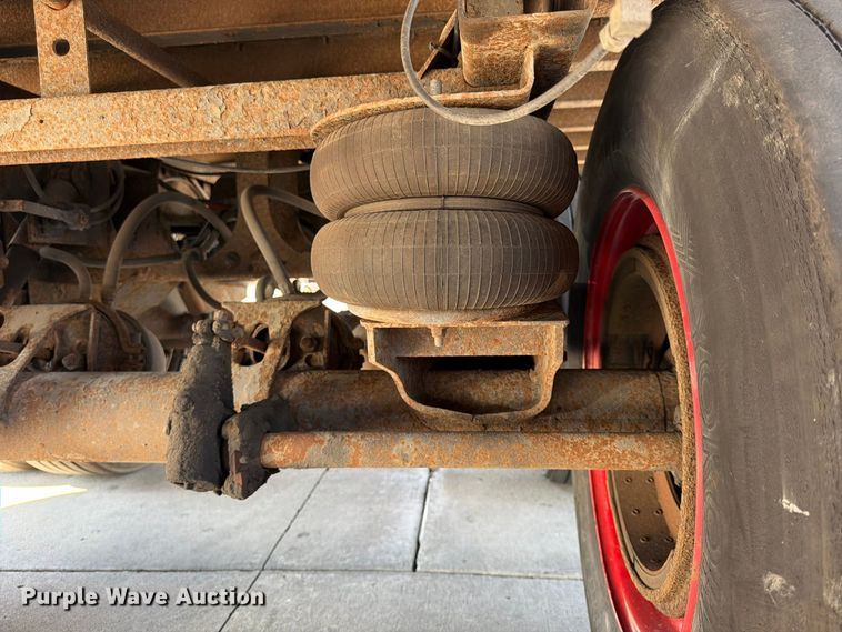 image for item FP4058 2008 Strick dry van trailer