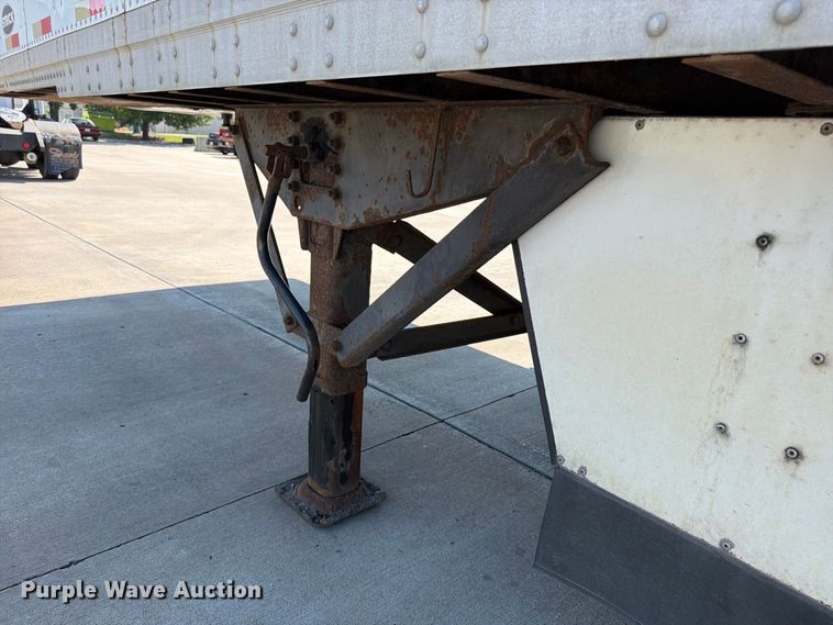 image for item FP4058 2008 Strick dry van trailer