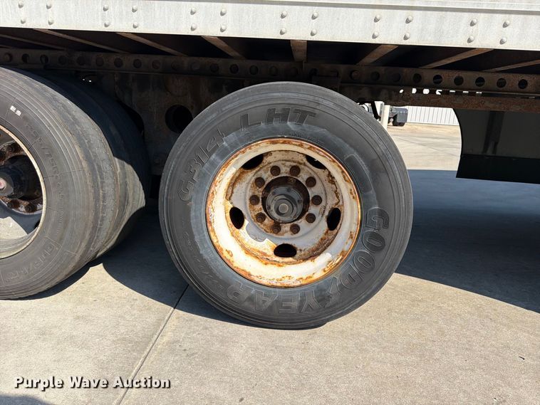 image for item FP4058 2008 Strick dry van trailer