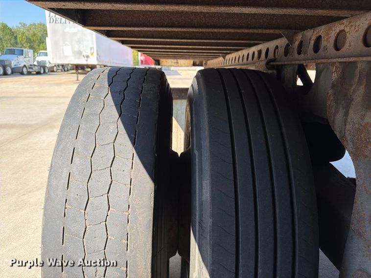 image for item FP4058 2008 Strick dry van trailer