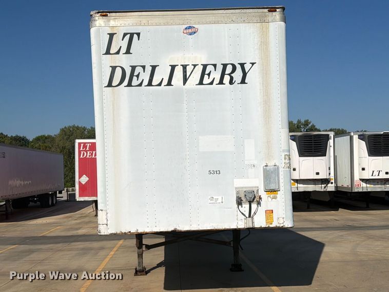 image for item FP4059 2001 Utility VS2DC dry van trailer